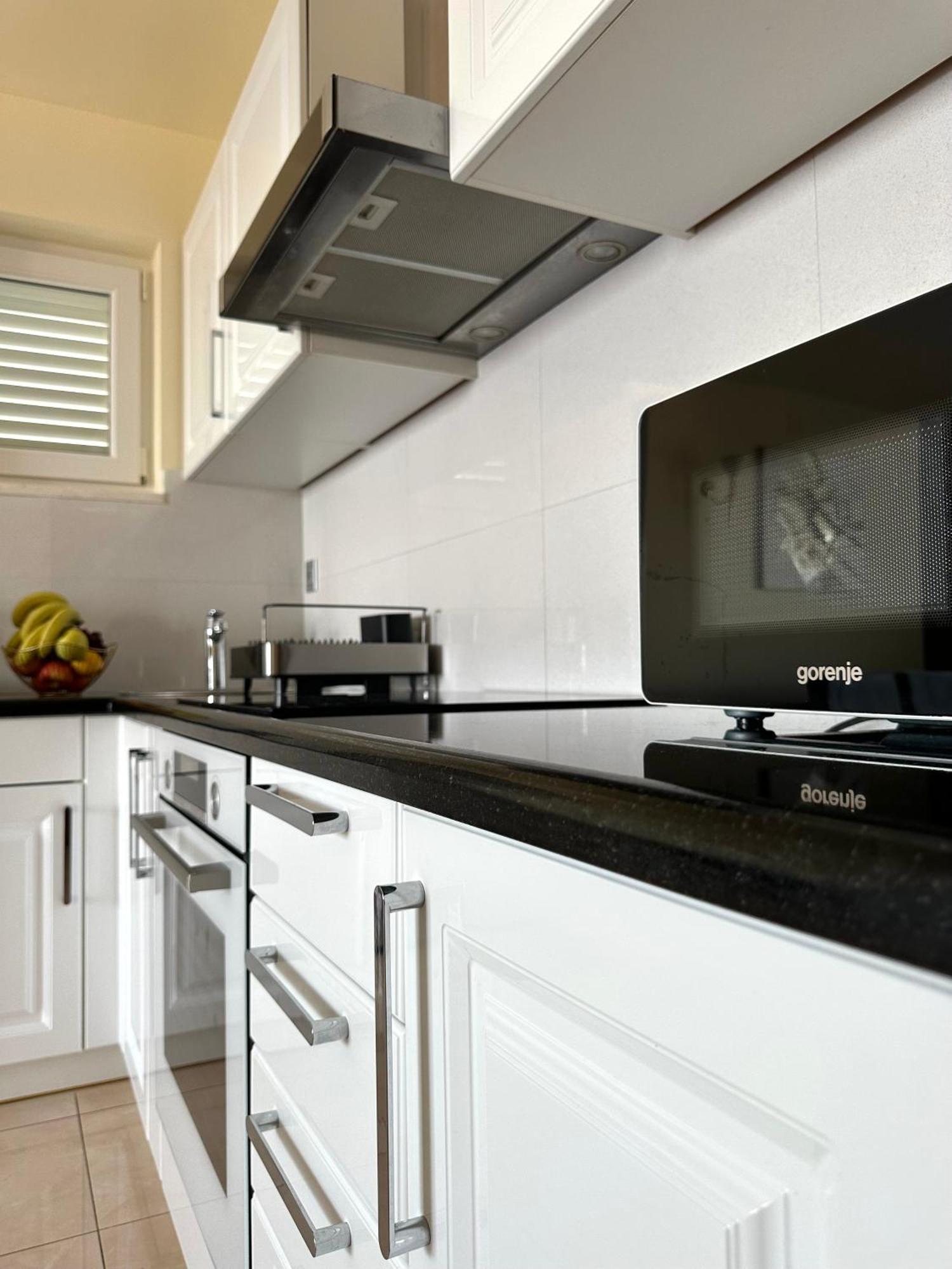Apartments - Villa Sabrina เบรลา ภายนอก รูปภาพ