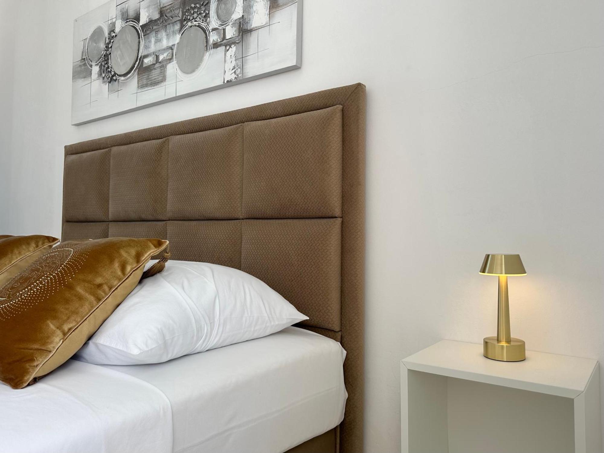 Apartments - Villa Sabrina เบรลา ภายนอก รูปภาพ