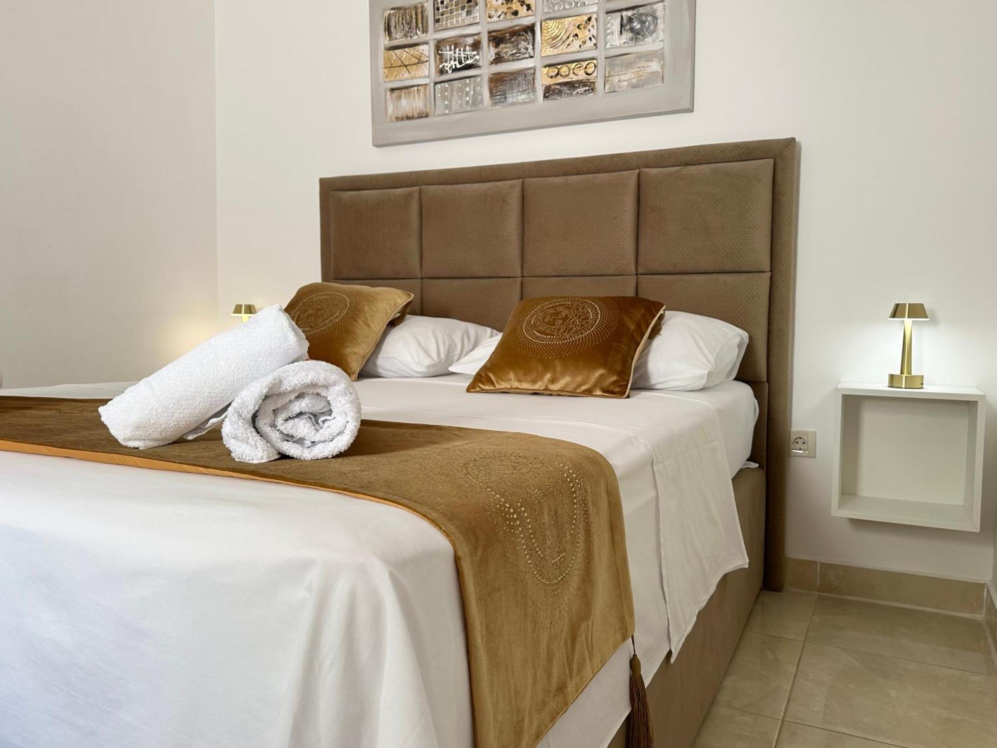Apartments - Villa Sabrina เบรลา ภายนอก รูปภาพ